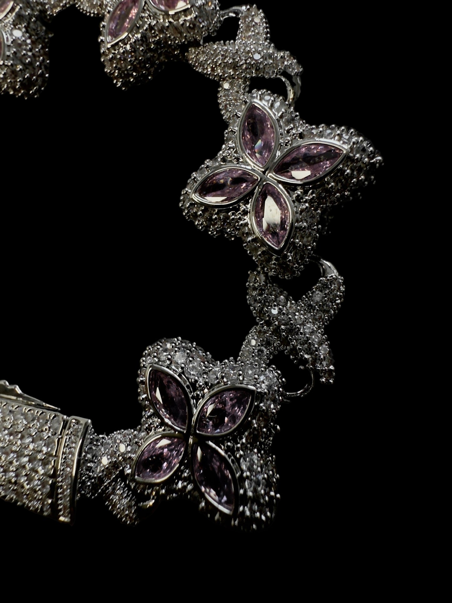 *Pre Order*Savanté Pink Flower Bracelet