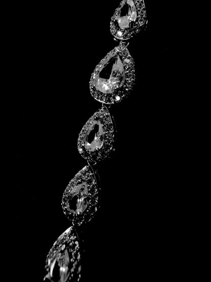 Savanté Teardrop Bracelet