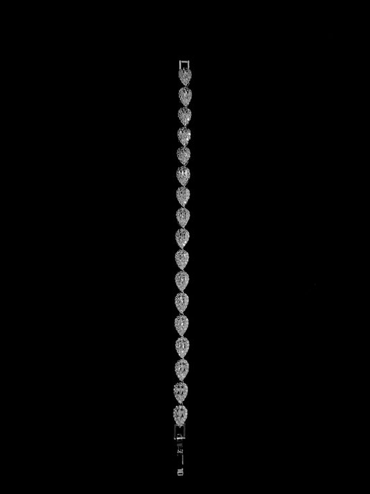 Savanté Mini Teardrop Bracelet